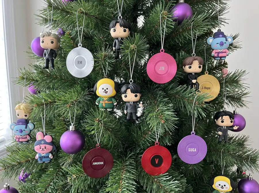 Armymas mini figures, vinyl records and charms on a Christmas tree